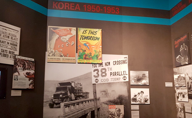 체크포인트찰리 박물관 내 한국전쟁에 관한 자료