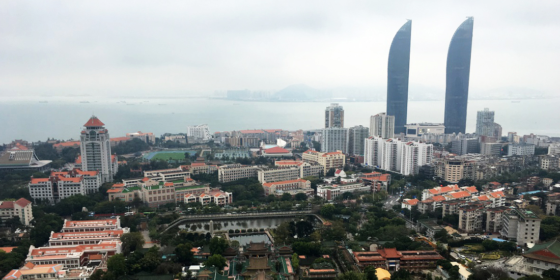남보타사 정상에서 본 하문 앞바다의 전경