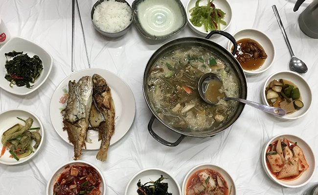봉정식당의 정식 메뉴 구성