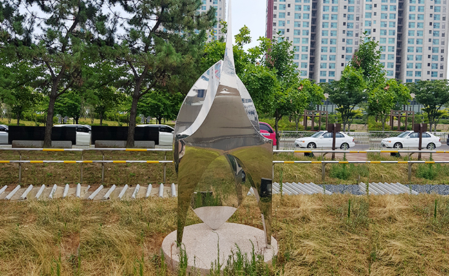 [화려한 외출] - 최남배