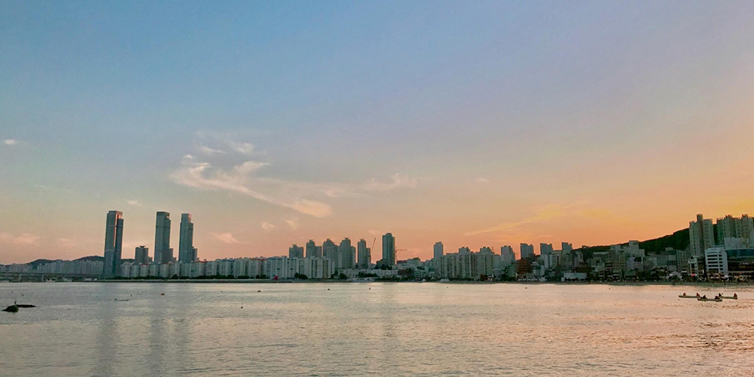 광안리 바닷가의 모습