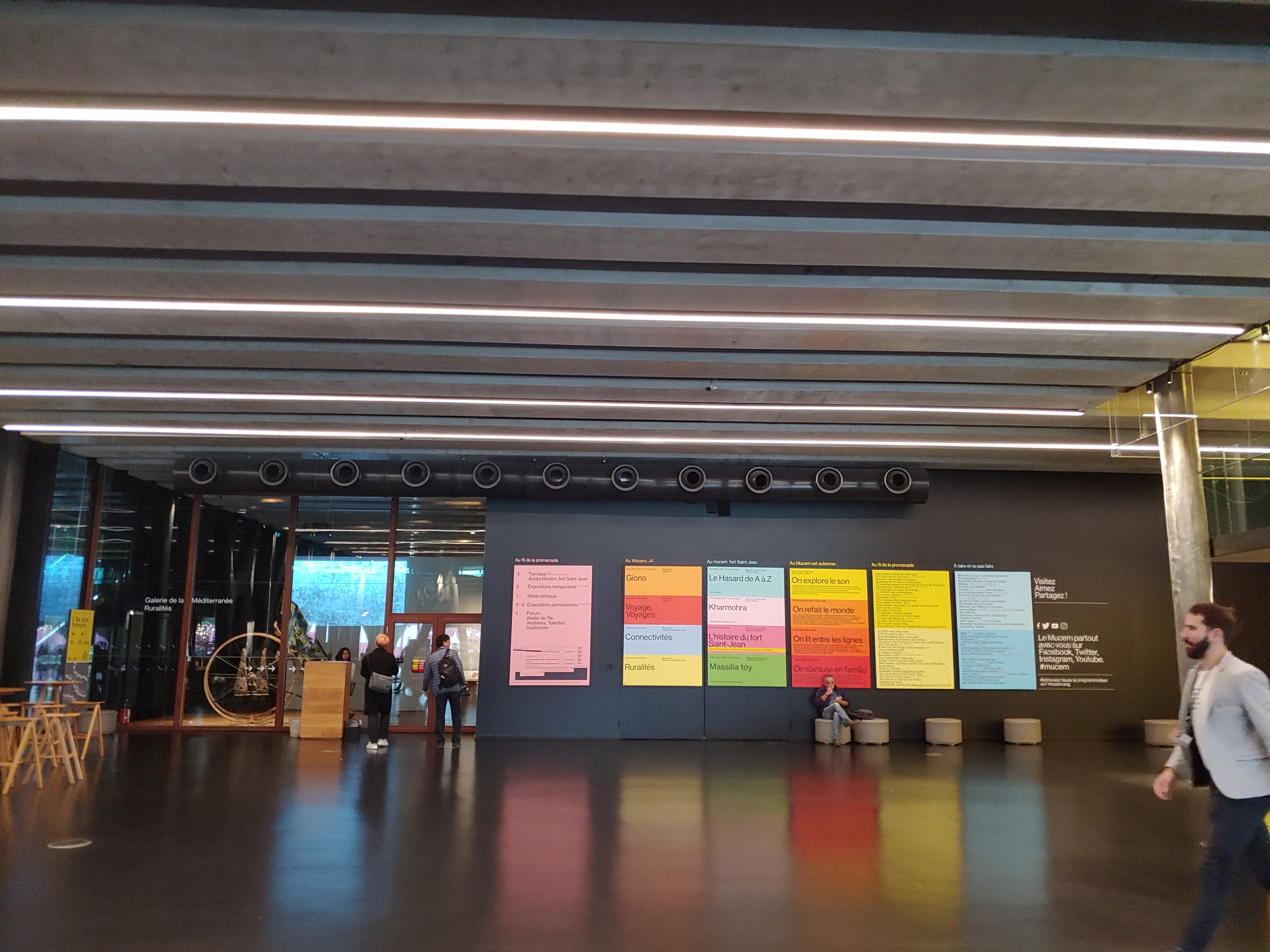MuCEM 로비
