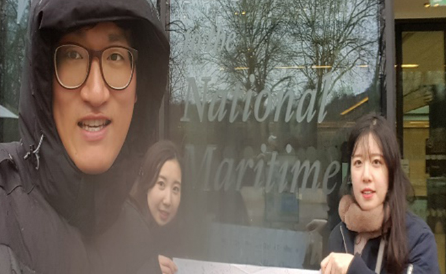 국립해양박물관에서 팀원들과 사진촬영